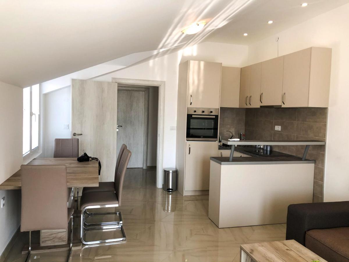 Ferienwohnung Viktor Herceg Novi Exterior foto