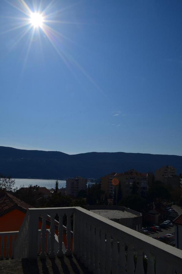 Ferienwohnung Viktor Herceg Novi Exterior foto